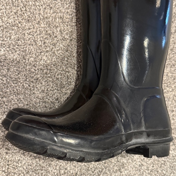 Hunter Black Gloss Original Tall Rain Boots - Picture 13 of 16